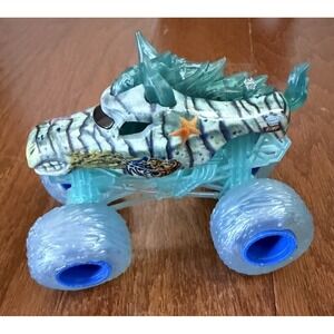 Spin Master Aqua Stallion Hot Wheels Monster Jam 1/64 Diecast Truck